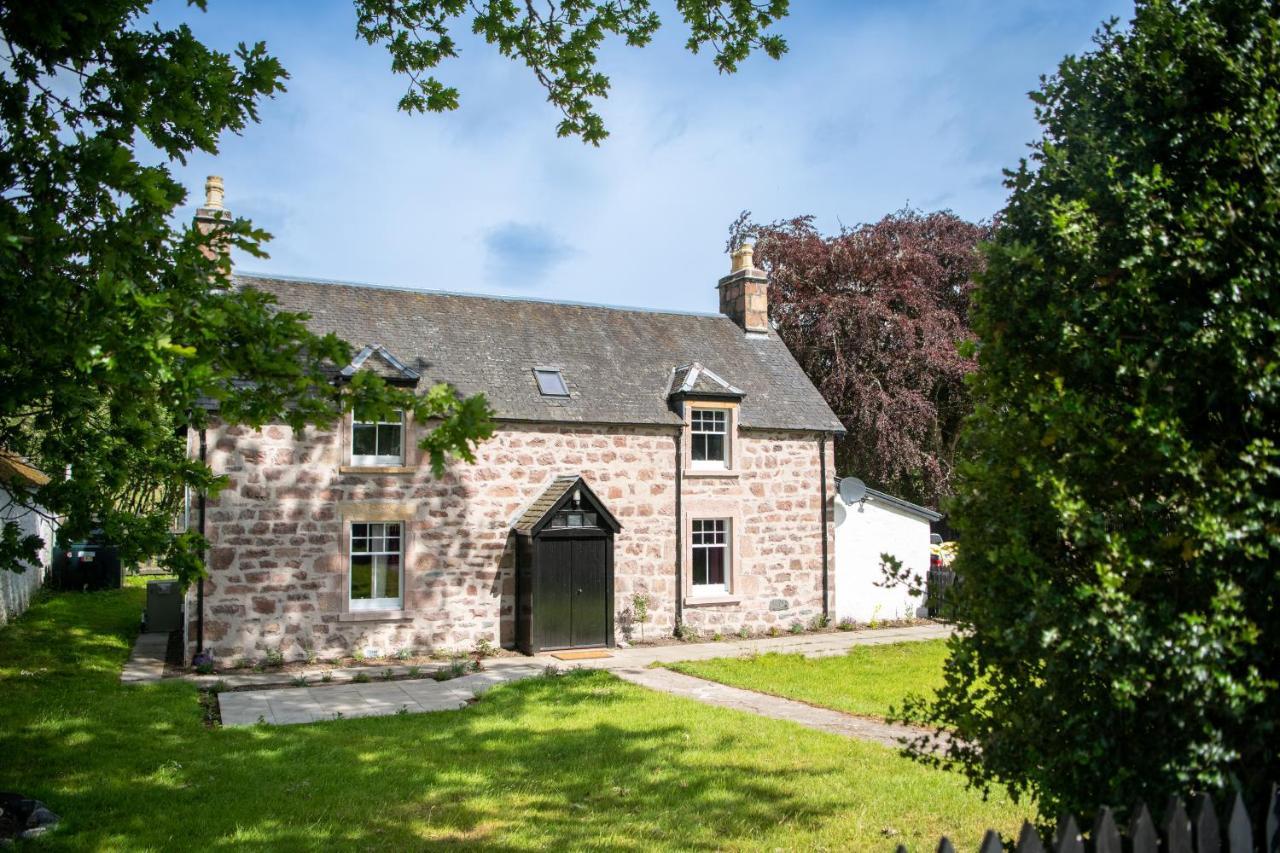 Lock Keepers Cottage, Loch Ness Cottage Collection Inverness Exterior photo