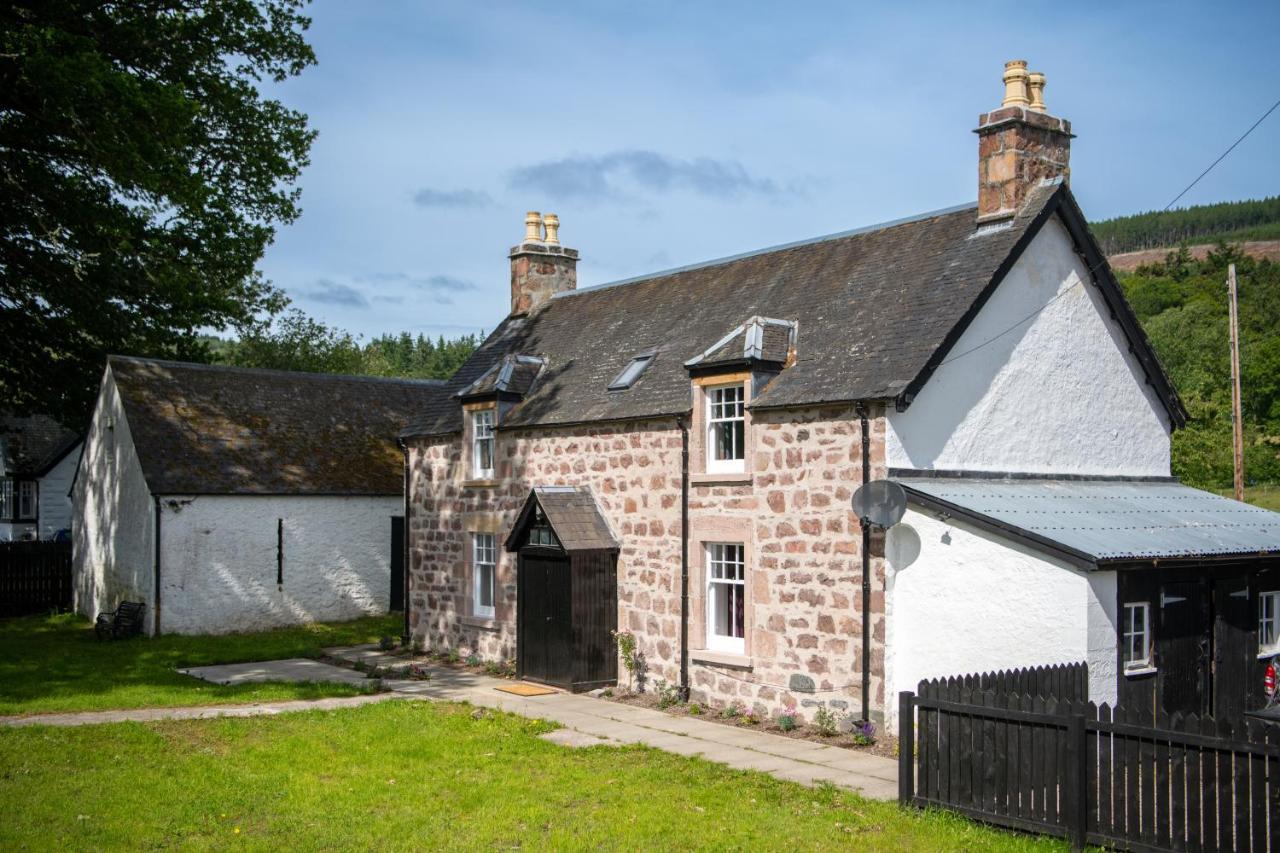 Lock Keepers Cottage, Loch Ness Cottage Collection Inverness Exterior photo